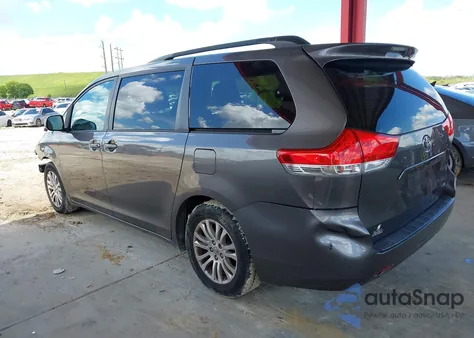 2014 Toyota Sienna Xle V6 8 Passenger from USA, damaged, VIN 5TDYK3DC0ES440355